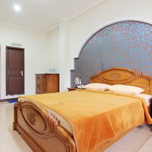 Lingga Hotel